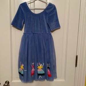 Preowned girl dress in excellent condition